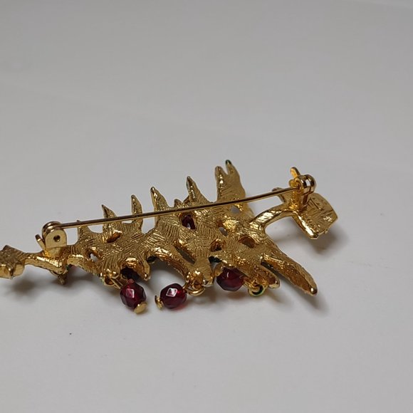 Green And Gold Tone Christmas Tree Brooch With Red Dangling Ornaments - Picture 9 of 11